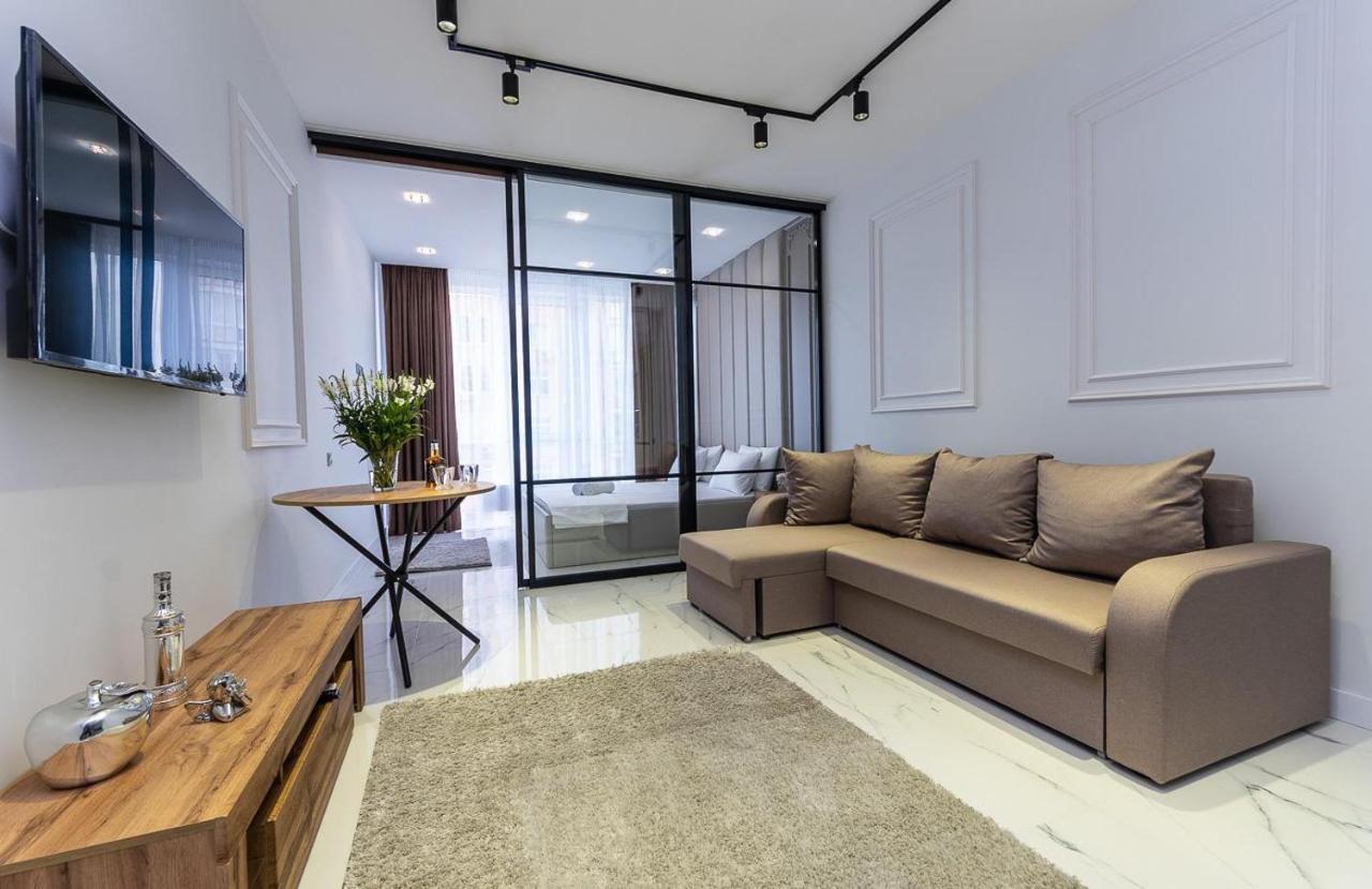 Fashionable Apartments. Smartplaza Metro Minskaya. Obolon Kiev Extérieur photo