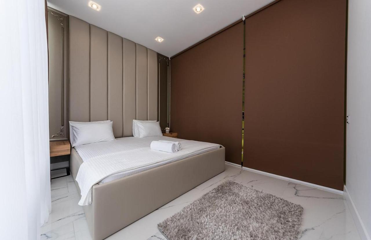 Fashionable Apartments. Smartplaza Metro Minskaya. Obolon Kiev Extérieur photo