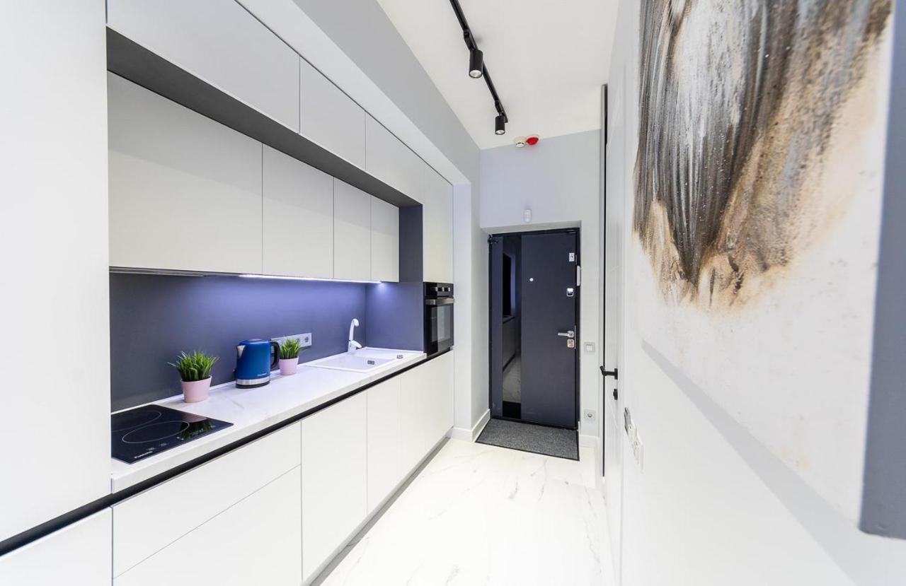 Fashionable Apartments. Smartplaza Metro Minskaya. Obolon Kiev Extérieur photo