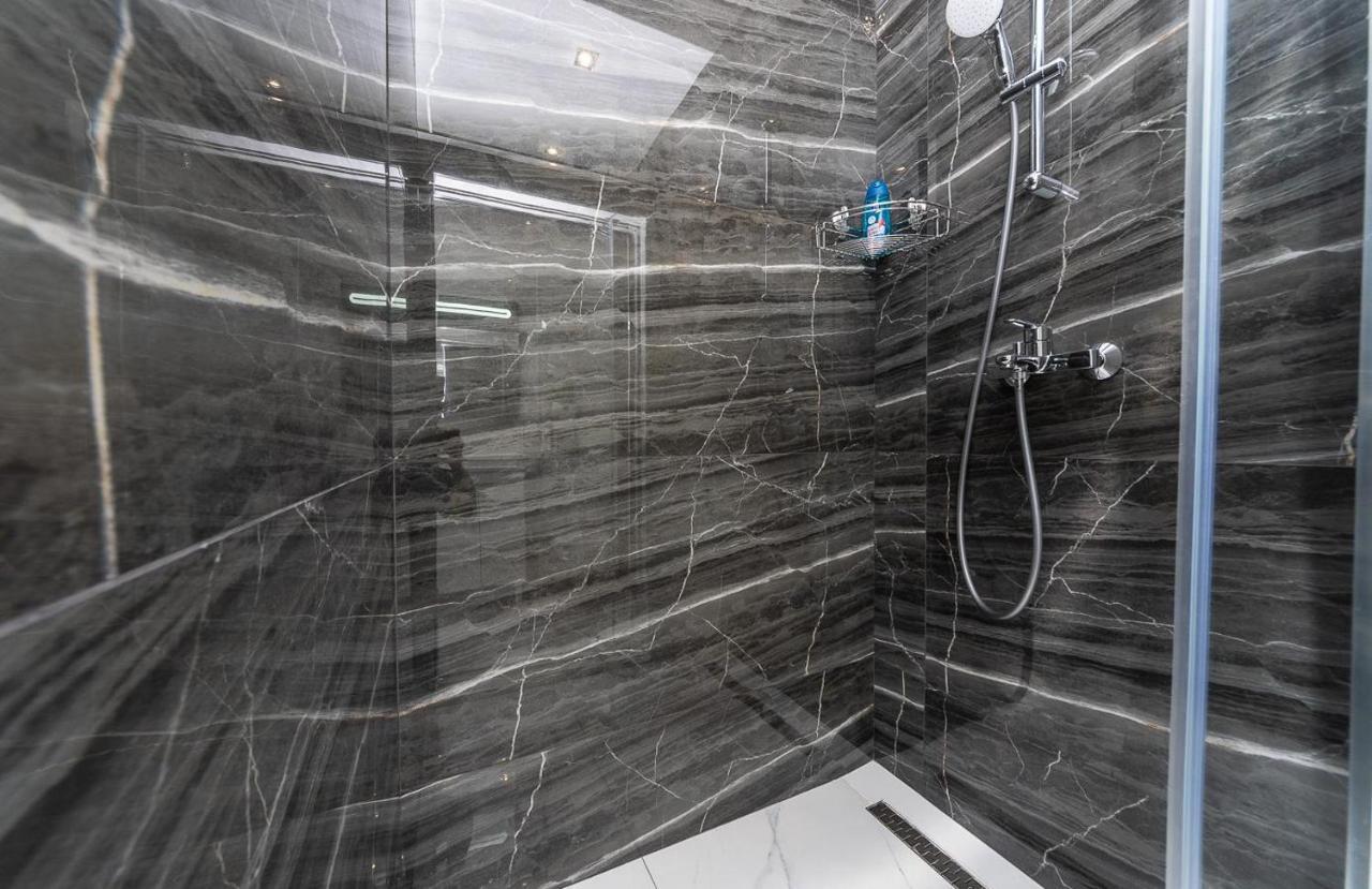 Fashionable Apartments. Smartplaza Metro Minskaya. Obolon Kiev Extérieur photo