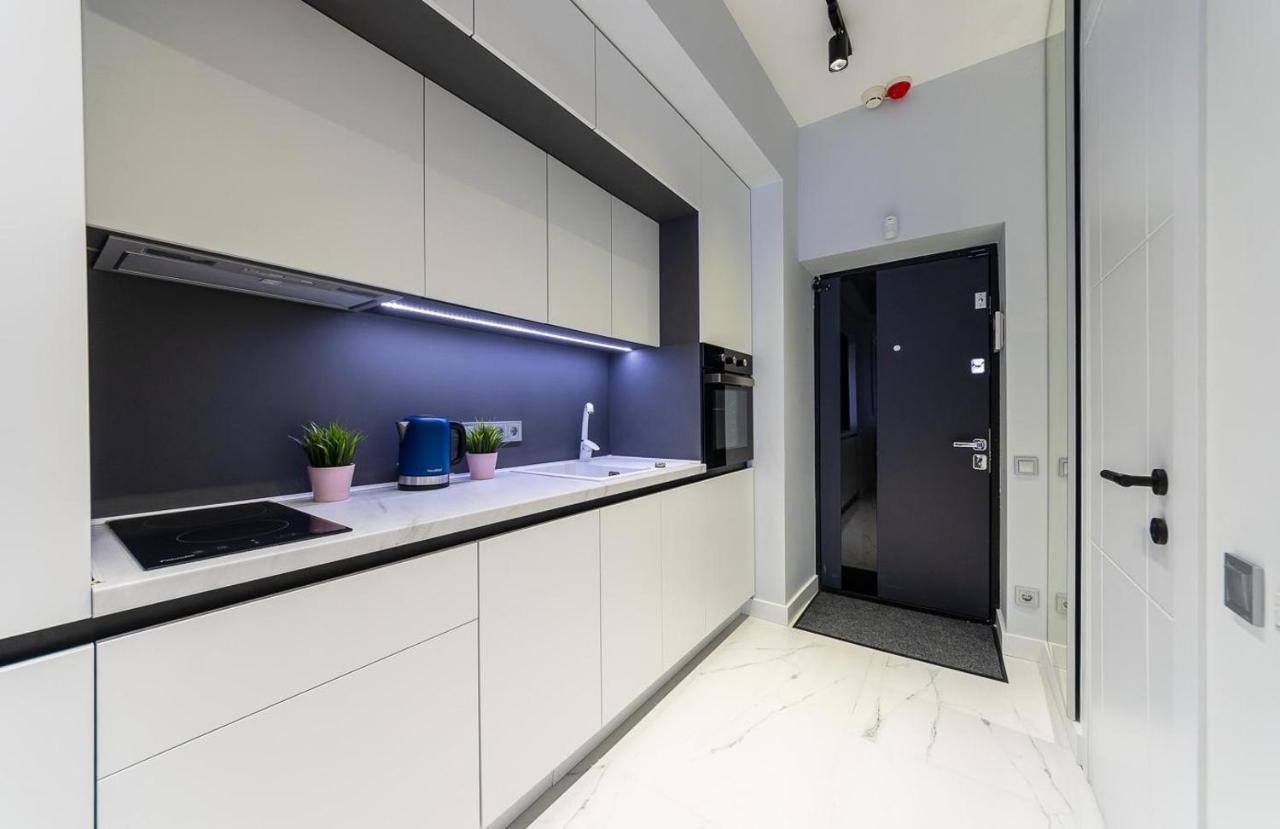 Fashionable Apartments. Smartplaza Metro Minskaya. Obolon Kiev Extérieur photo