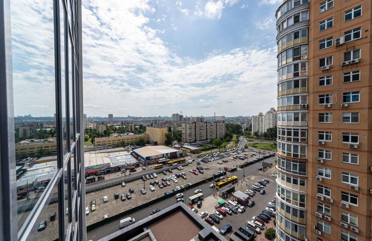 Fashionable Apartments. Smartplaza Metro Minskaya. Obolon Kiev Extérieur photo