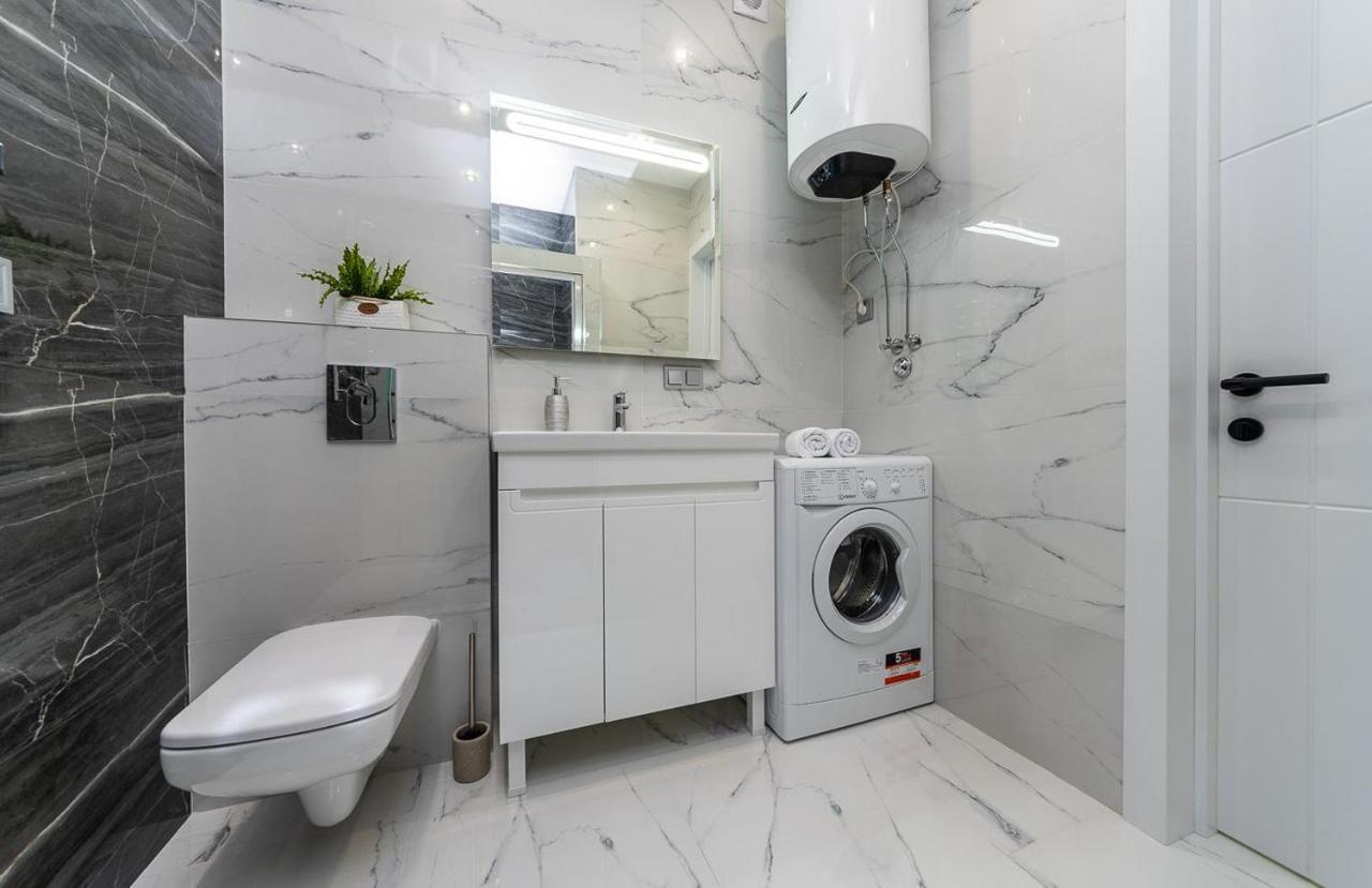 Fashionable Apartments. Smartplaza Metro Minskaya. Obolon Kiev Extérieur photo